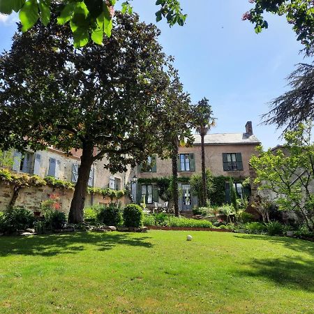 Les Cedres Bed and Breakfast Montaigu-Vendee Exterior foto